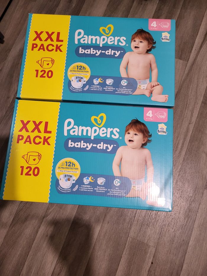 2 pampers taille 4