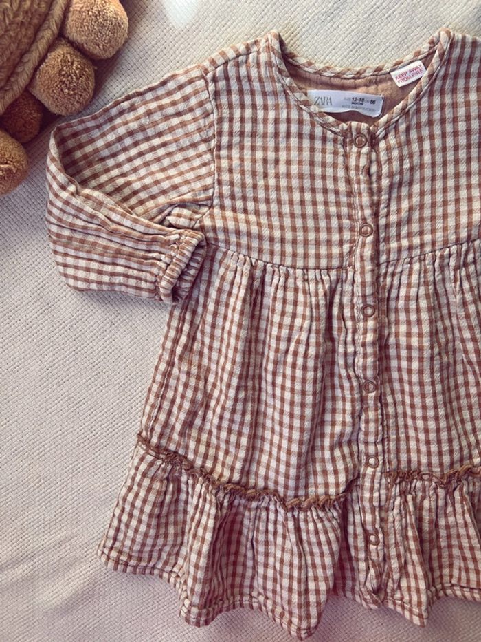 Magnifique robe Zara Vichy crème camel 12 18 mois 86 - photo numéro 4