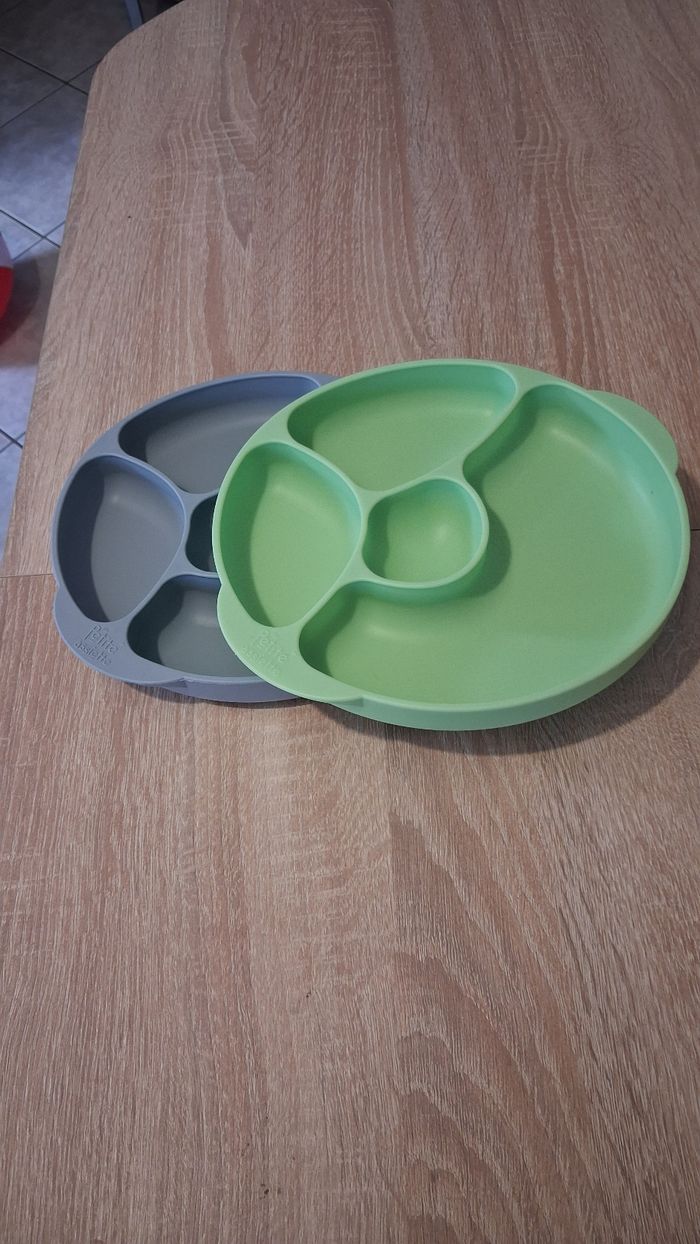 Assiettes à compartiments