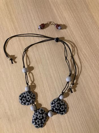 Bijoux en terre cuite