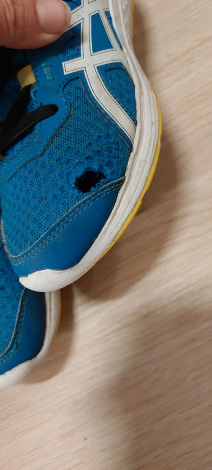Asics 33,5 enfant - photo numéro 3