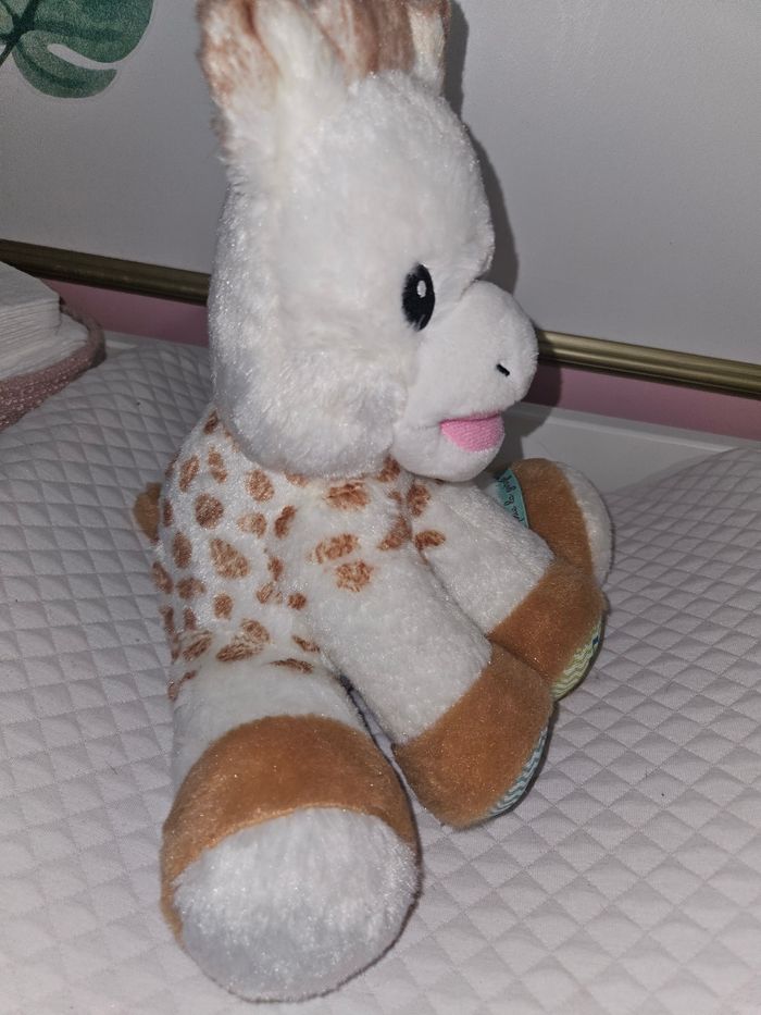 Sophie la girafe musicale - photo numéro 4