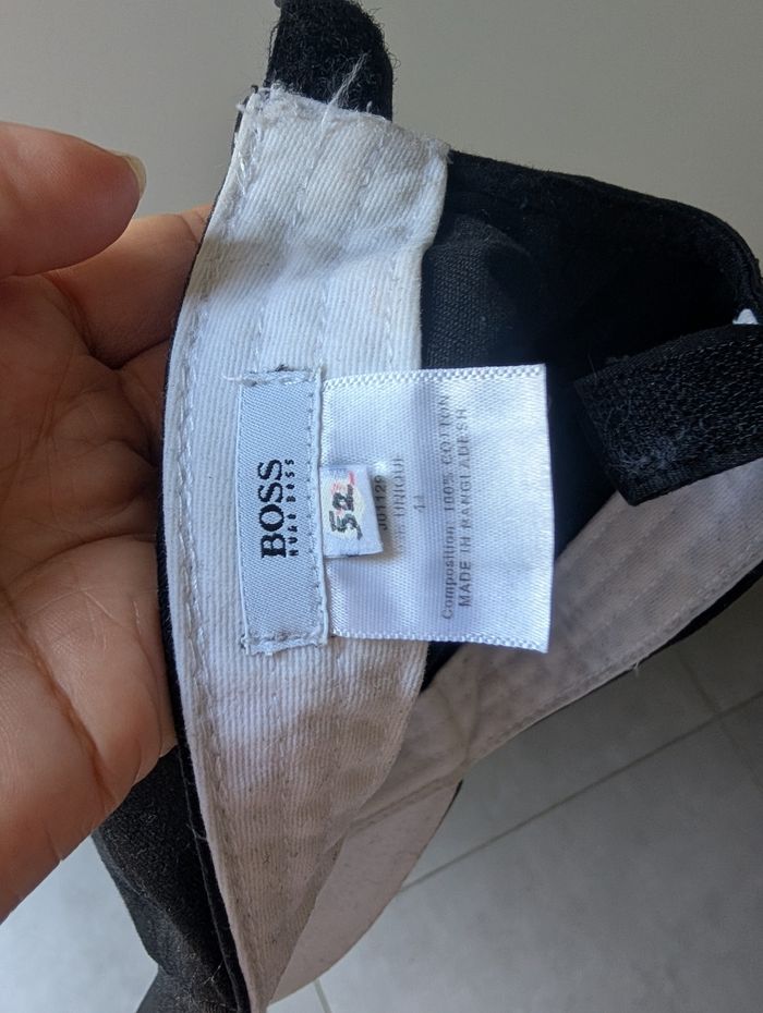 Casquette Hugo boss 3/5 ans - photo numéro 5