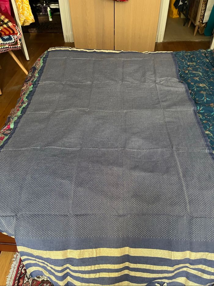 Belle fouta bleue et or