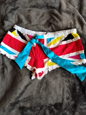 Mini short femme. Marque Undiz (A246)