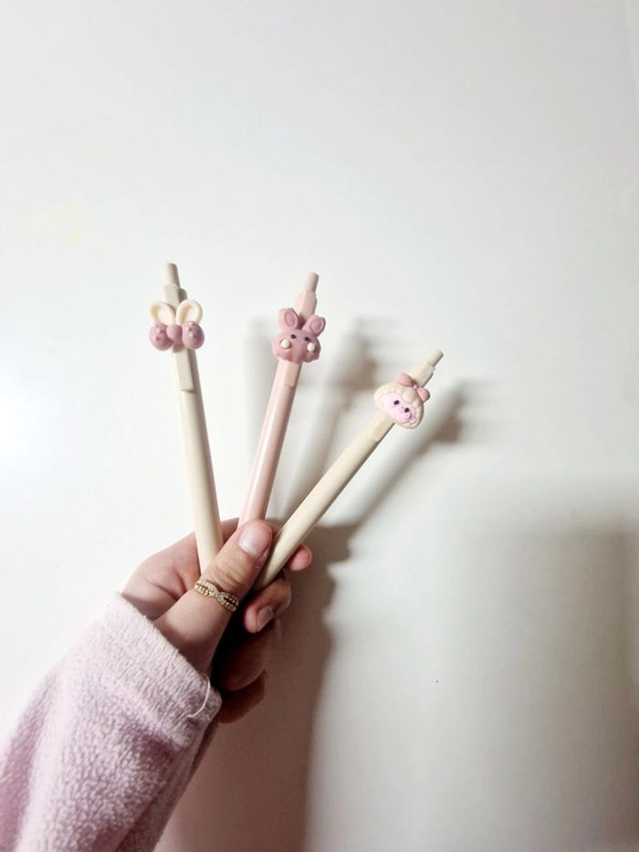 Lot de stylos fournitures scolaire