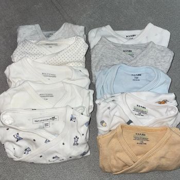 Lot de 10 bodys 1 mois