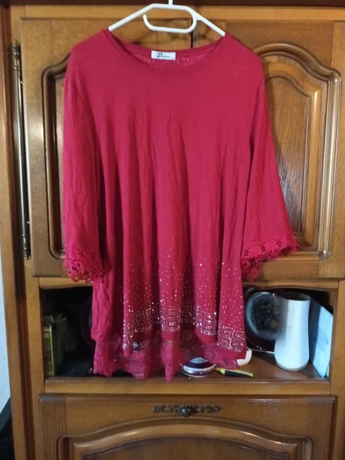 Tee-shirt chemise à dentelle taille S/M