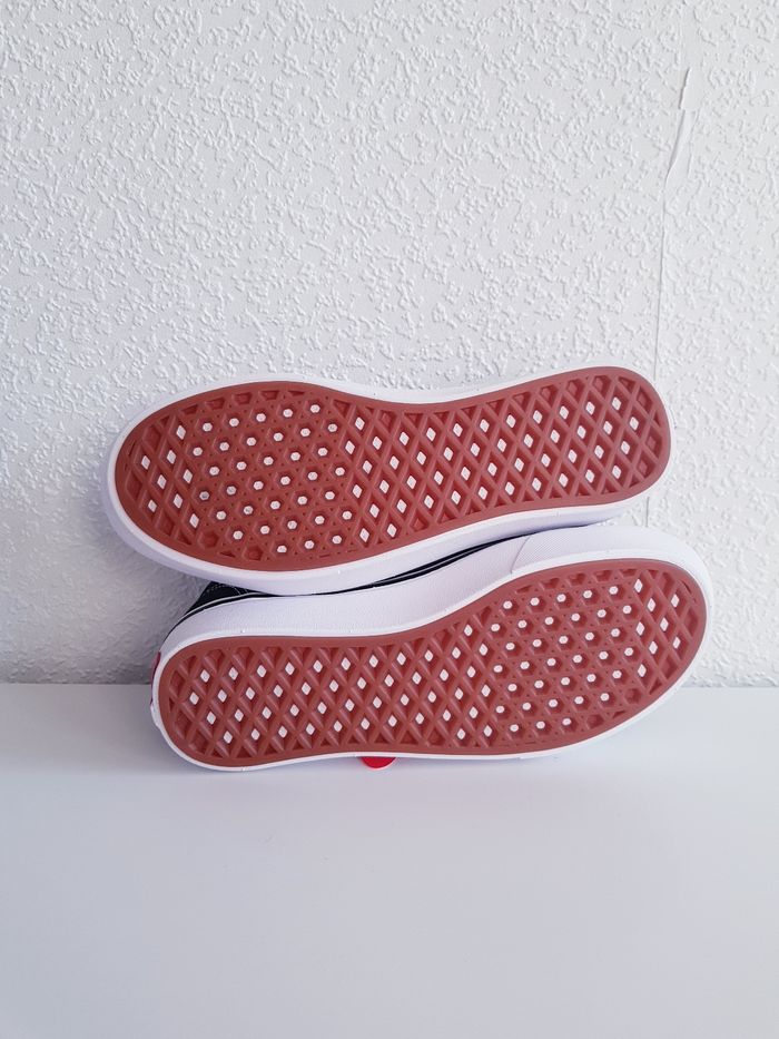 Vans - Comfycush Old Sko - Baskets basses - 35 - Neuves avec étiquette ! - photo numéro 7