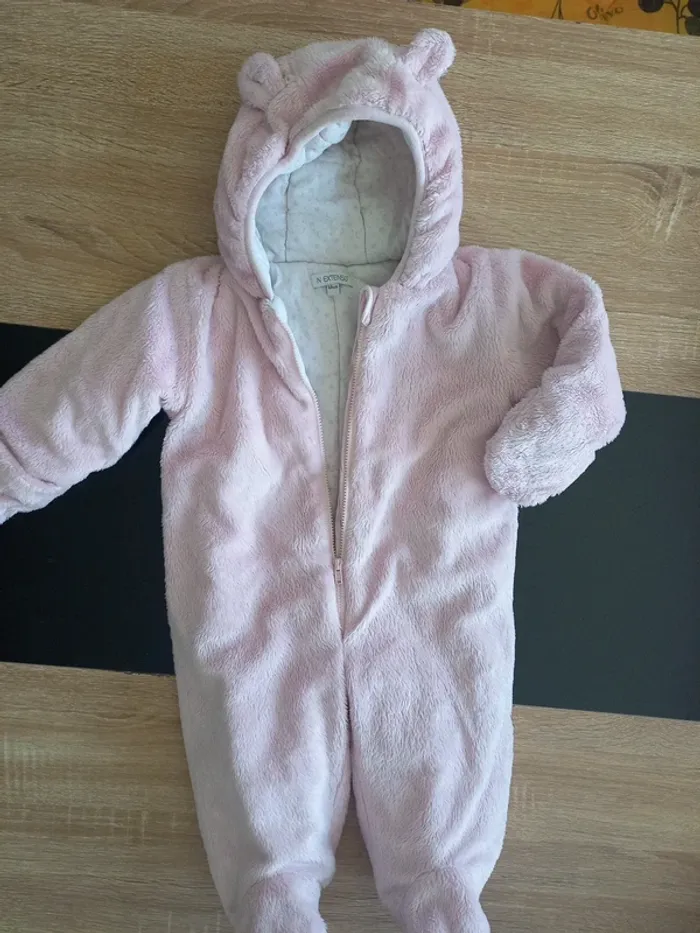 Combinaison bébé épaisse 6 mois - photo numéro 2