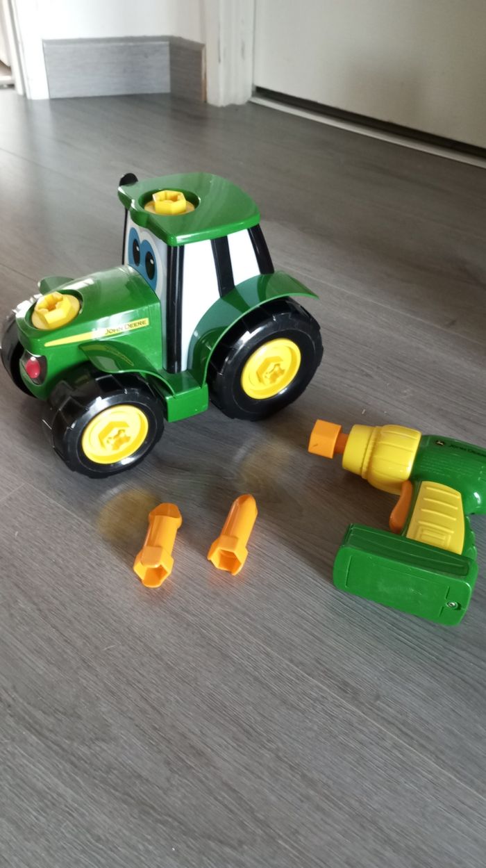 Tracteur John Deere Tomy à construire - photo numéro 8