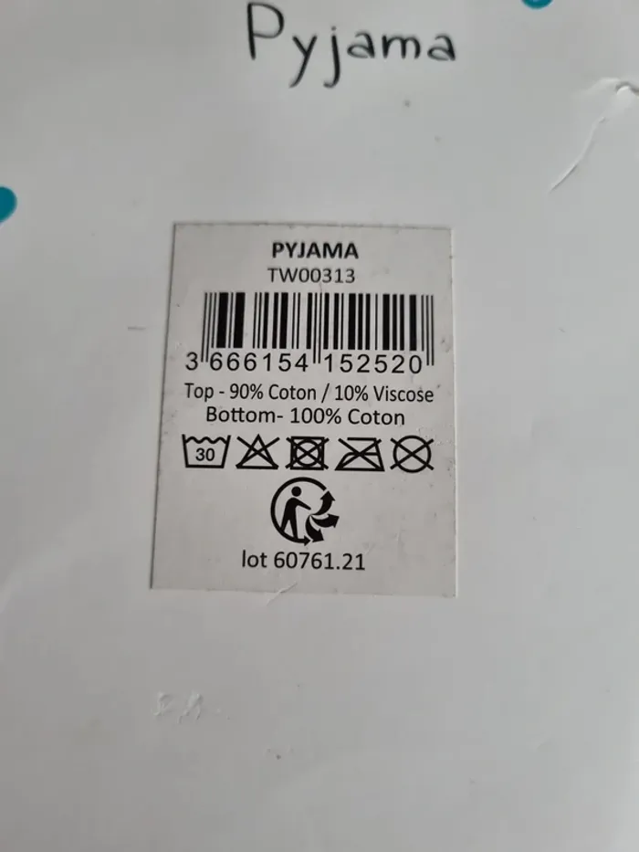 Lot de 2 pyjamas fille neufs 12 ans - photo numéro 5