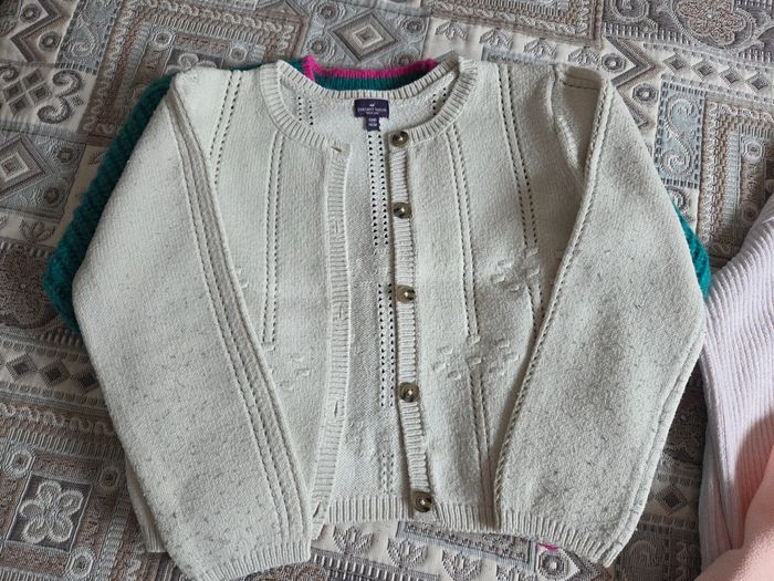 Lot 4 pulls fille 6 ans - photo numéro 3