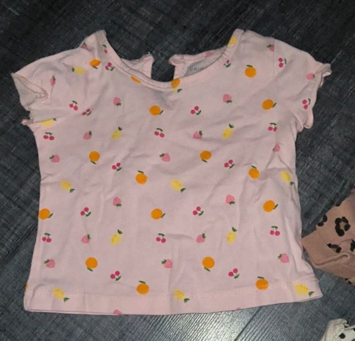 Lot maillot et pull - photo numéro 2