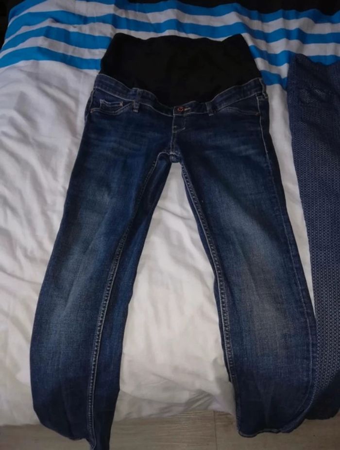 Lot de 2 pantalons de grossesse