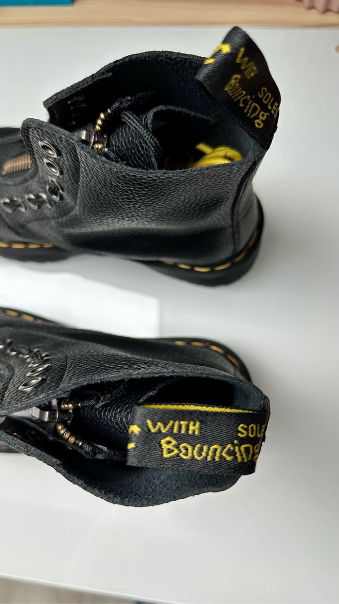 Dr. Martens Sinclair neuves – Taille 40 (taillent petit) - photo numéro 6