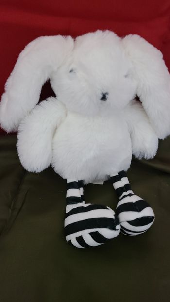 Peluche lapin SEPHORA blanc pattes rayées noires 26 cm