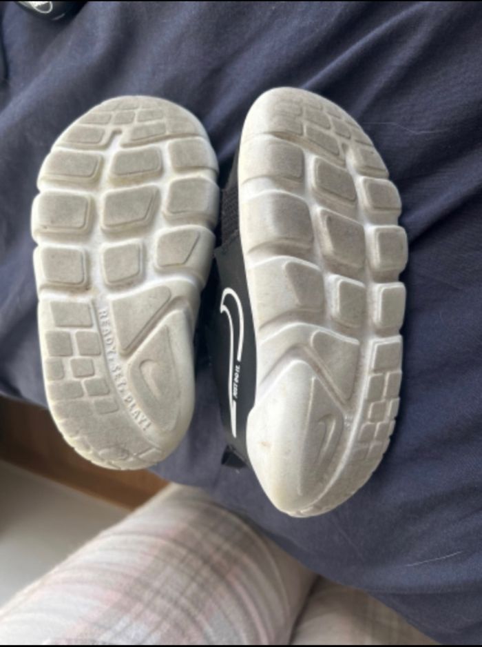 Baskets nike - photo numéro 3