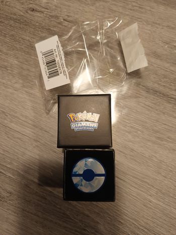 Pins diamant étincelant Pokémon