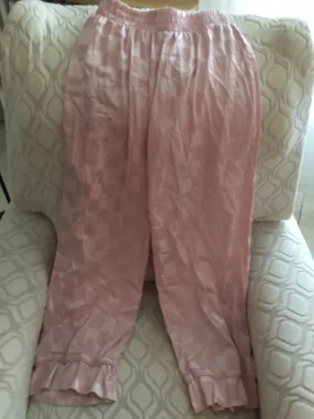 Pantalon de pyjama rose satin