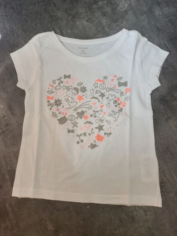 Lot 7 t-shirts fille manches courtes 4ans très bon état - photo numéro 9