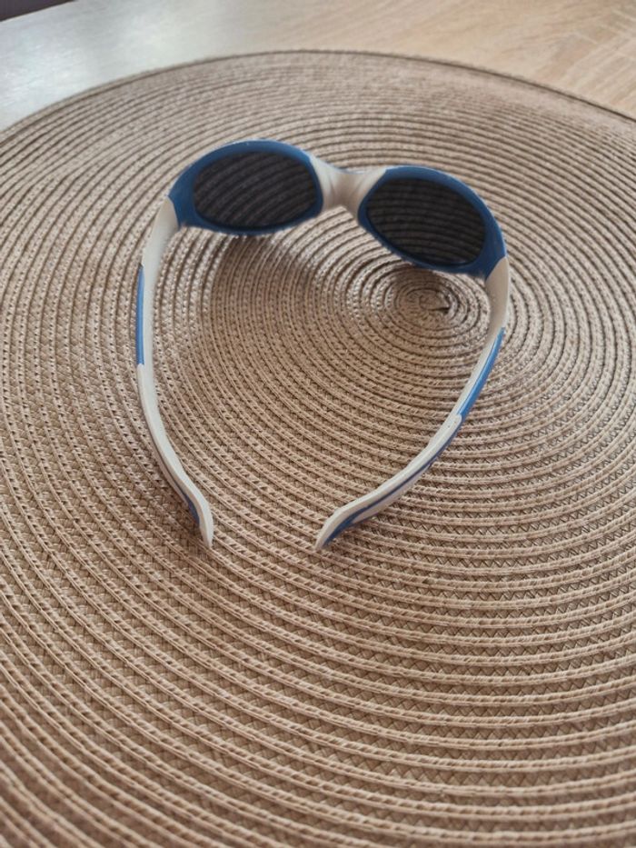 Lunettes de soleil bébé - photo numéro 2
