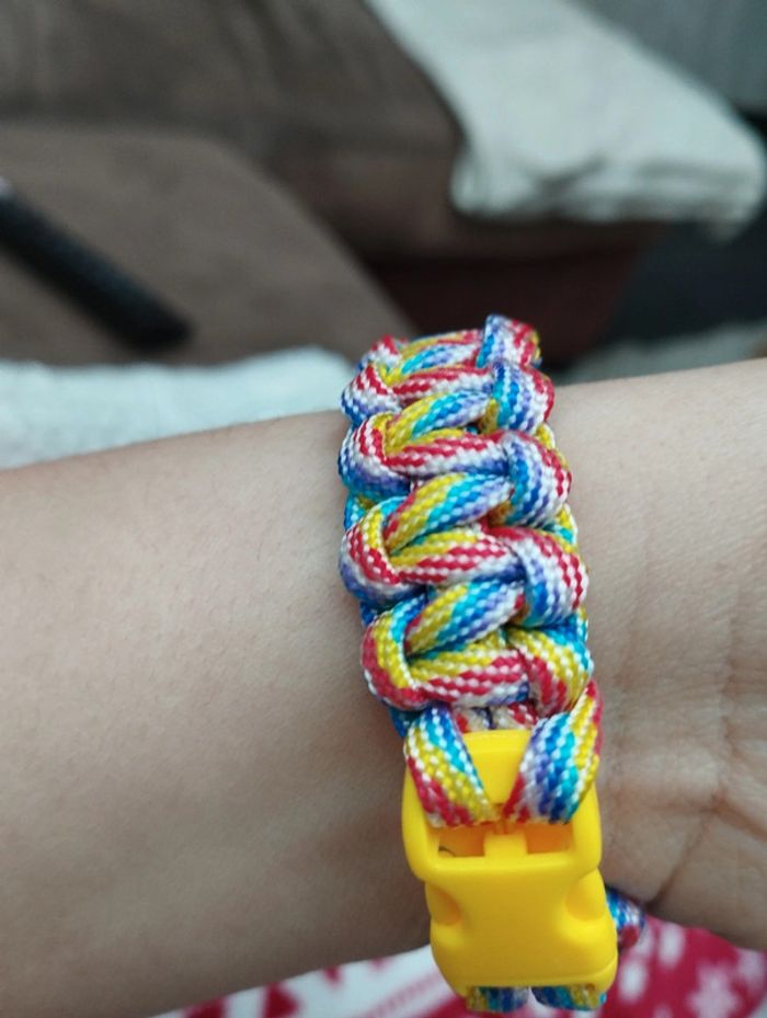 Bracelet en paracorde fait main multicolore femme - photo numéro 4