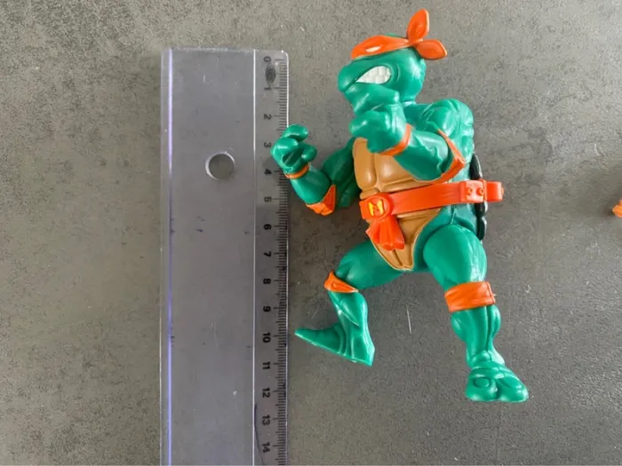 Figurine Michelangelo avec carapace coffre Tortues Ninja - photo numéro 4