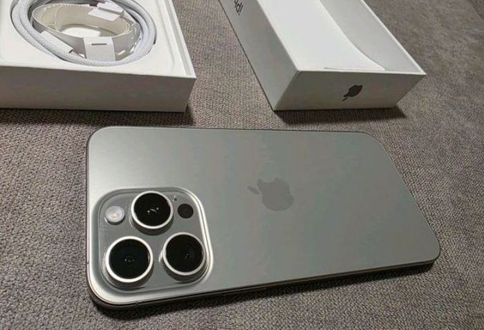 Tel.Iphone. - photo numéro 3