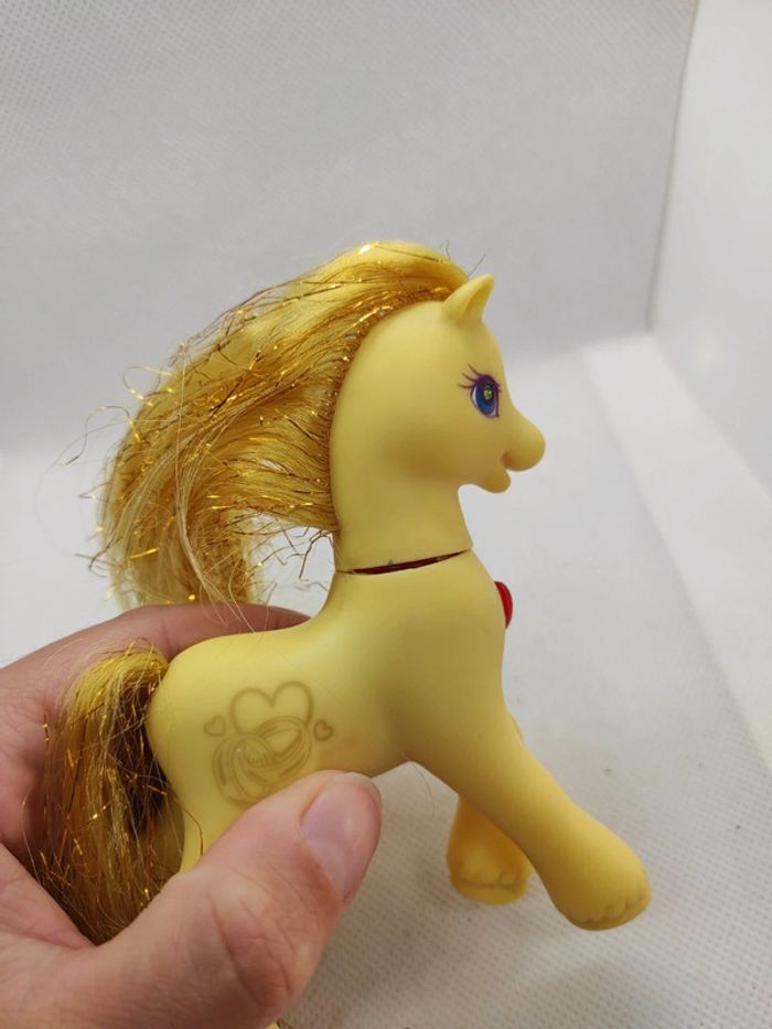 My Little Pony mein kleines G2 princess golden dream Hasbro #geektradeponeyg2 - photo numéro 9