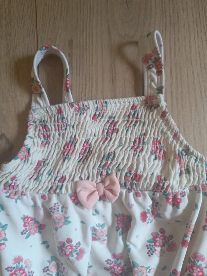 Lot deux maillots de bain - photo numéro 2