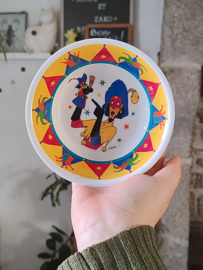 Assiette creuse bossu de notre dame Disney