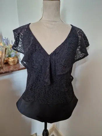 Body bodies en dentelle noir h&m taille 48