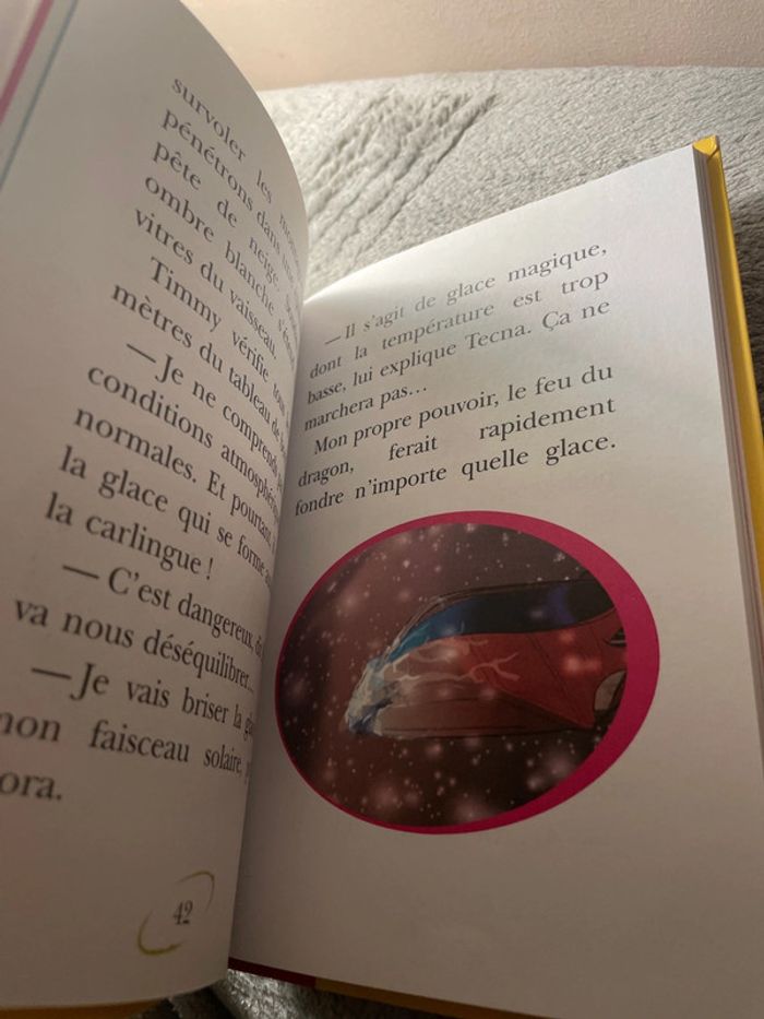 Livre Winx club : le miroir de vérité (18) - photo numéro 3