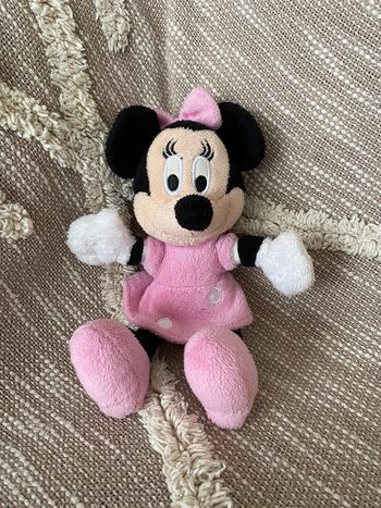 Peluche doudou 22cm Disney minnie souris rose et noir très bon état