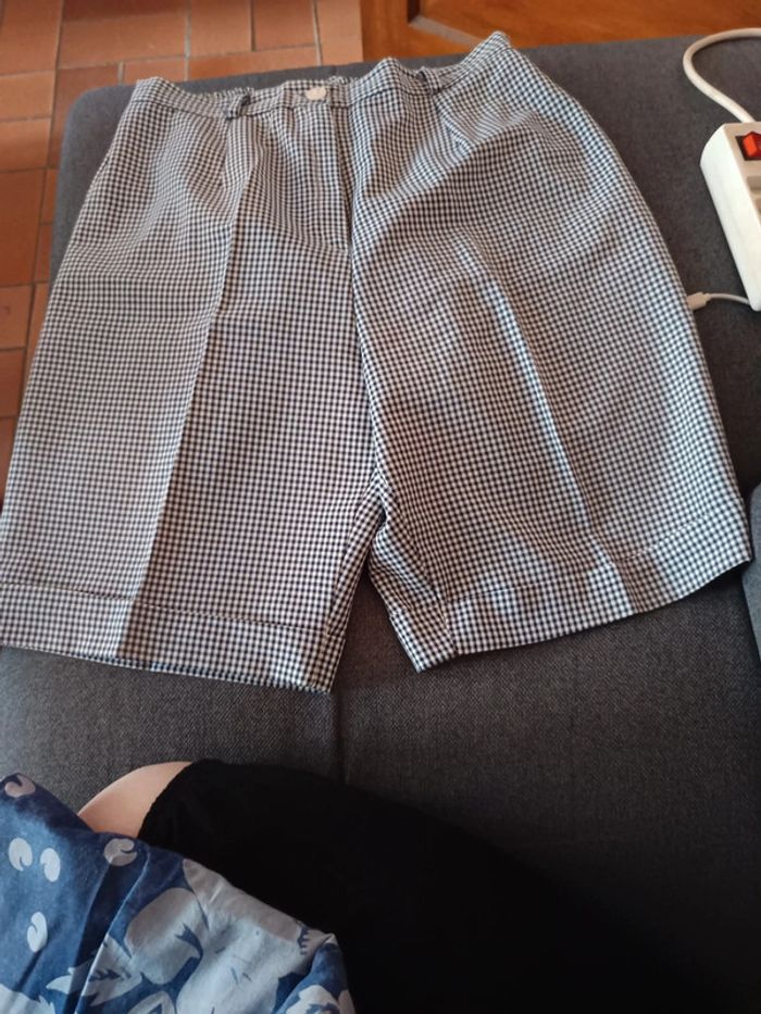 Short gris motif vichy taille 38/40 (taille 2) - photo numéro 2