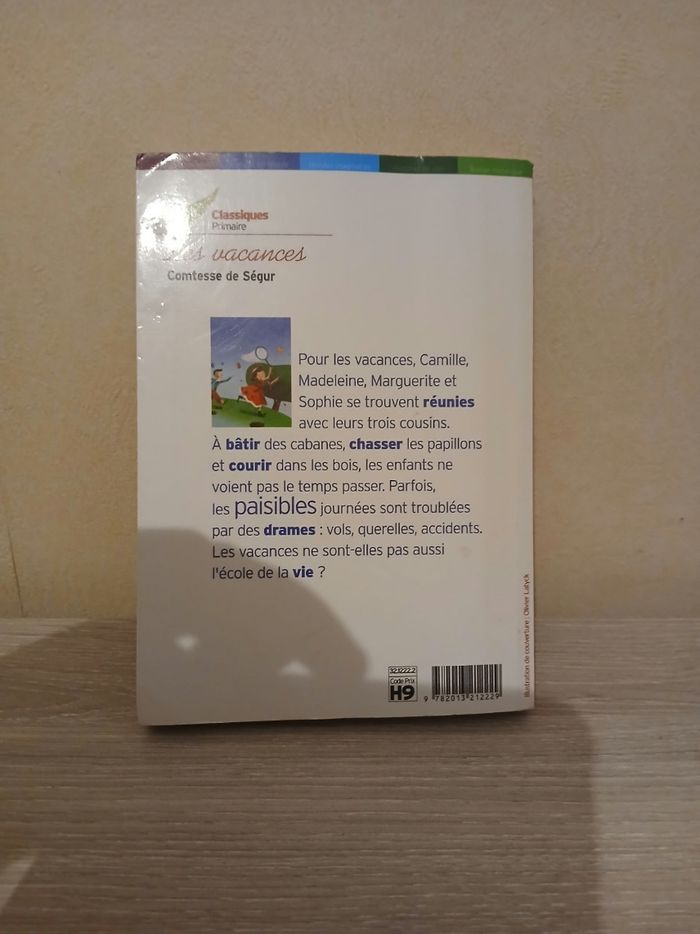 Livre enfant les vacances - photo numéro 3