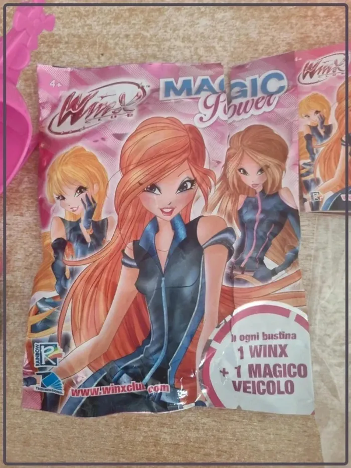 Winx club pochette surprise - photo numéro 4