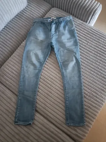 Jean Zara homme taille 40