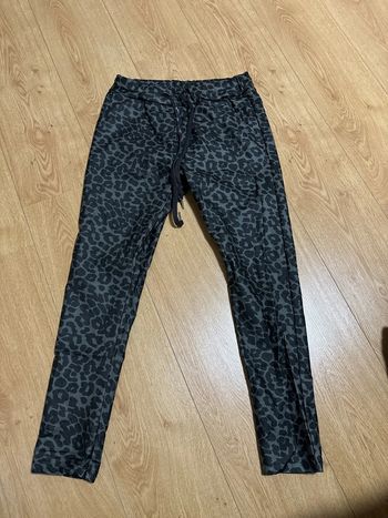 Pantalon léopard