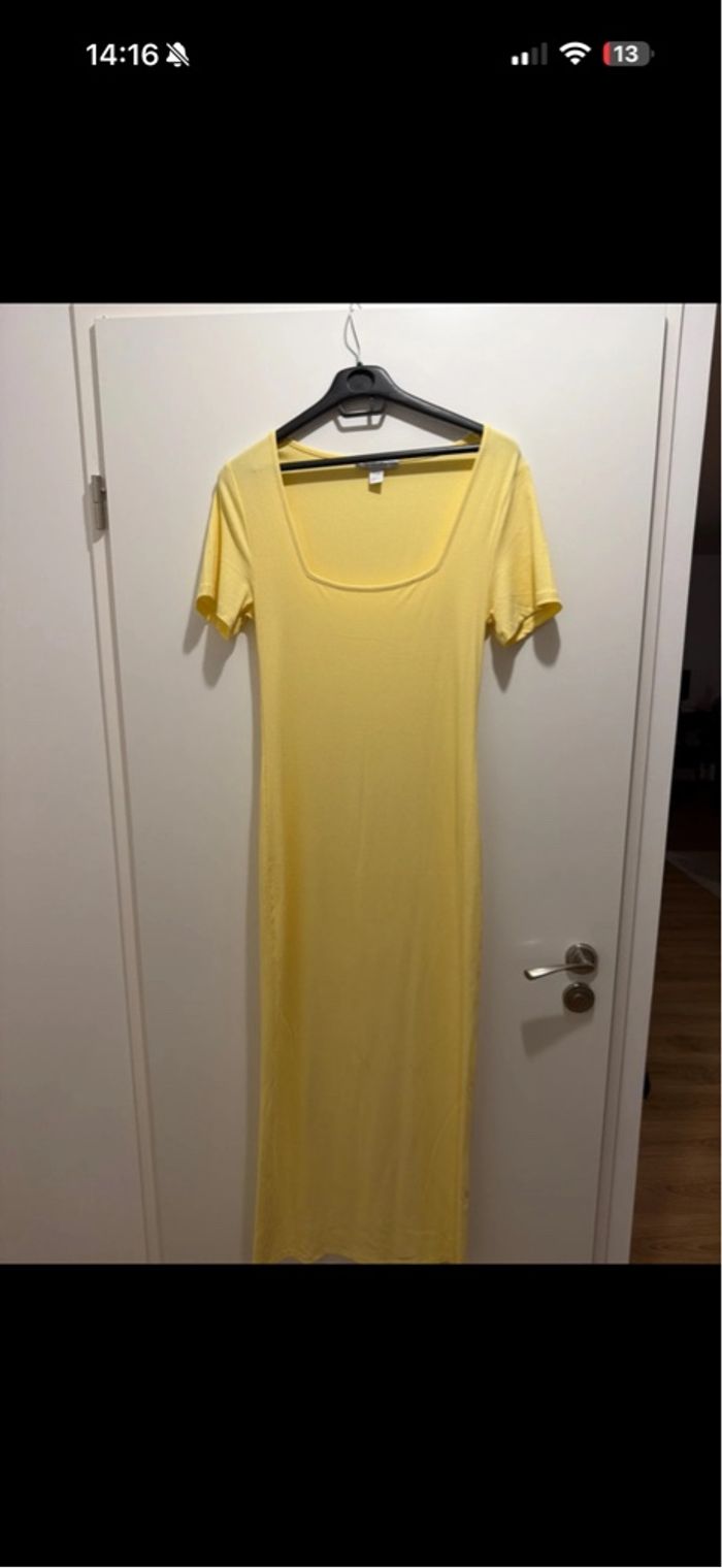 Robe jaune