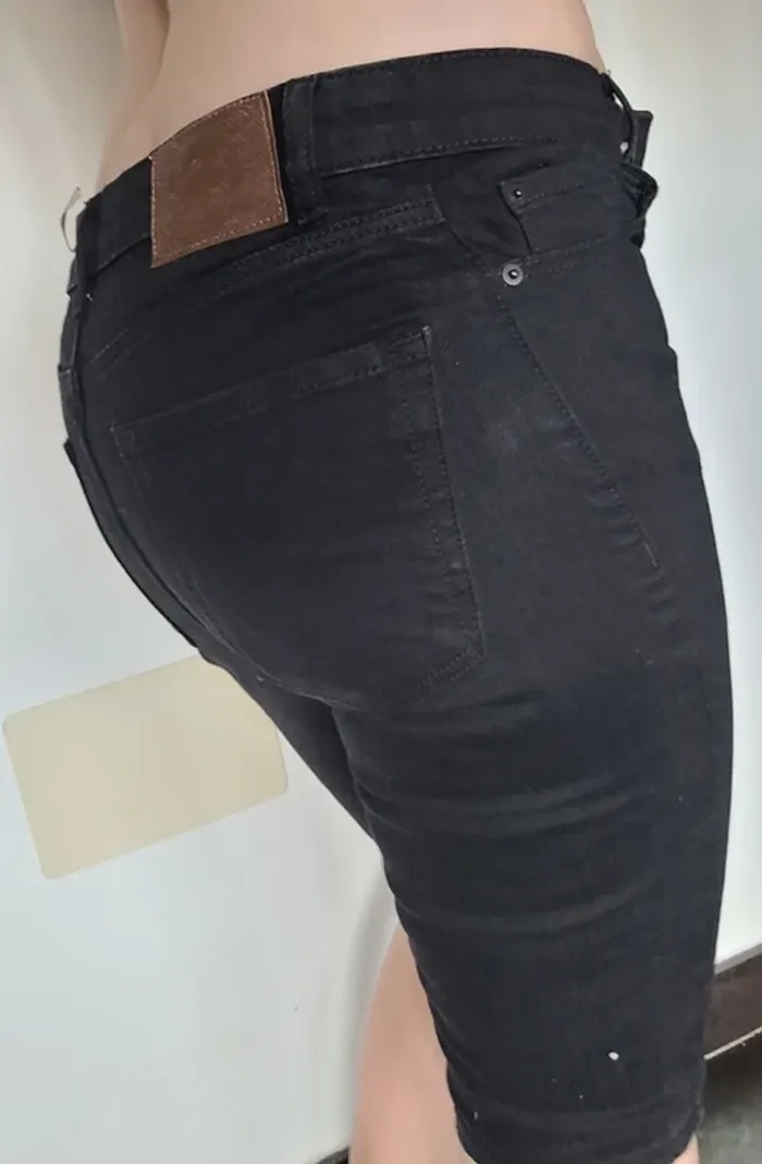 Bermuda noir taille 34 - photo numéro 3