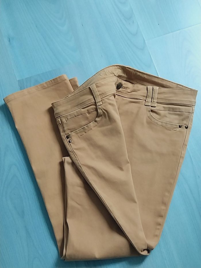 Joli pantalon  marque "C'est beau la vie" taille 46 - photo numéro 3