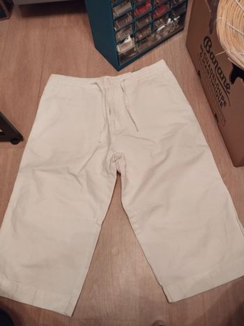 short blanc taille 42 coton tbe
