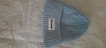 Vends bonnet femme