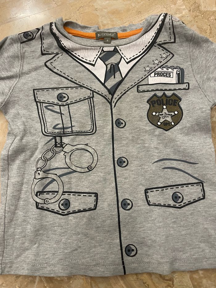 T shirt police - photo numéro 2