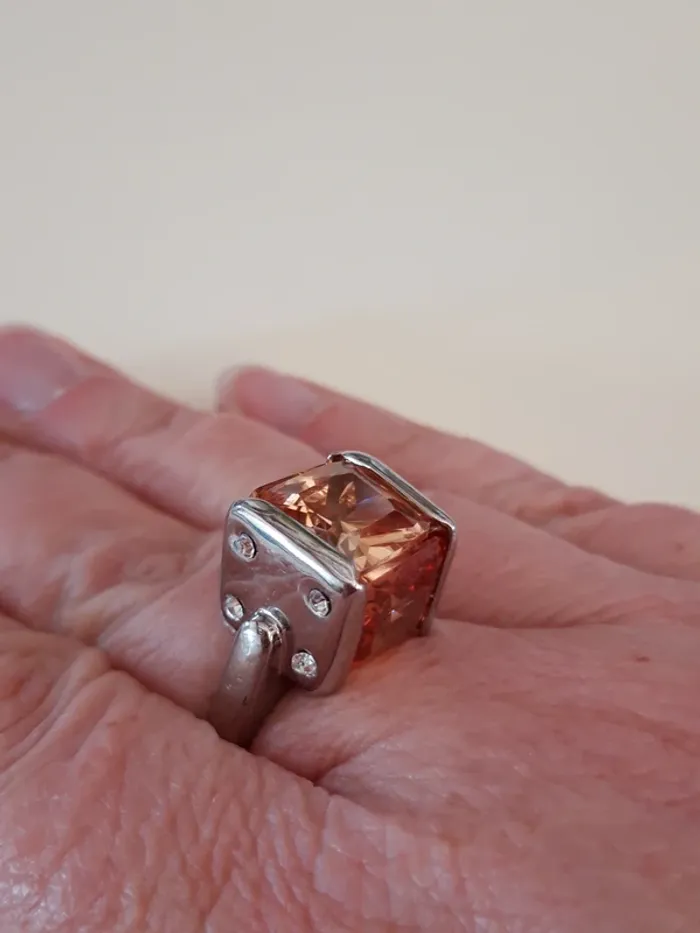 Bague fantaisie pierre ambrée taille 60