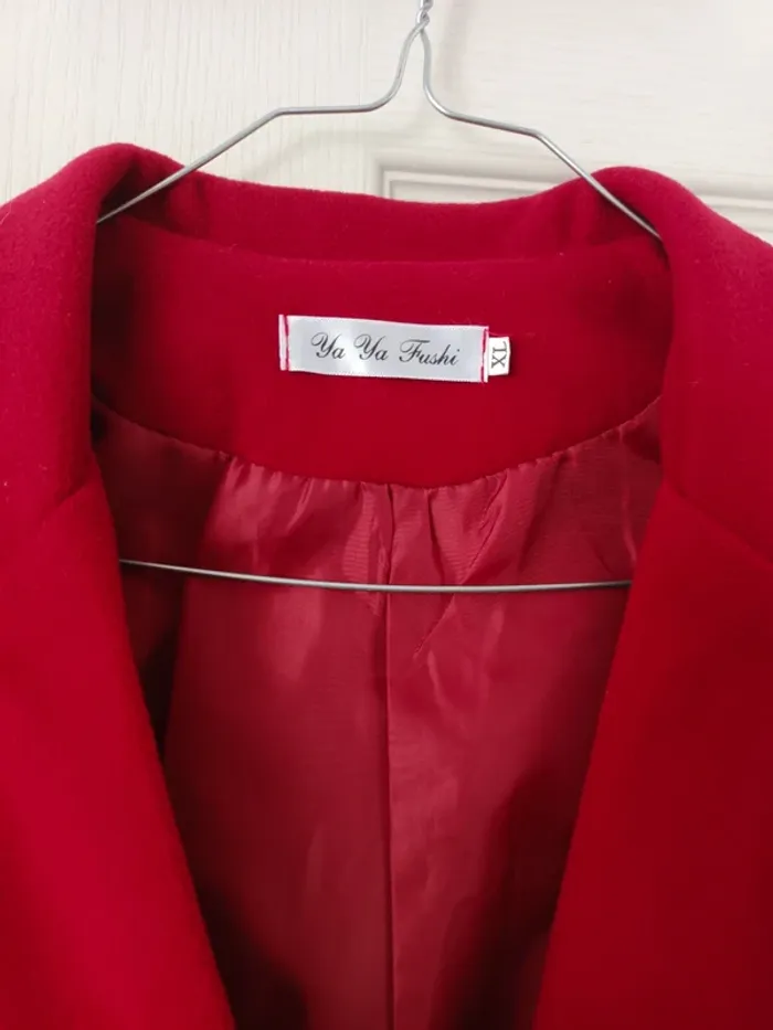 Manteau droit rouge bordeaux 38/40 - photo numéro 2
