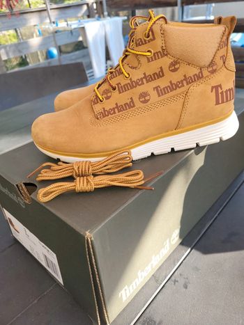 Timberland neuves avec boîte d'origine taille 35
