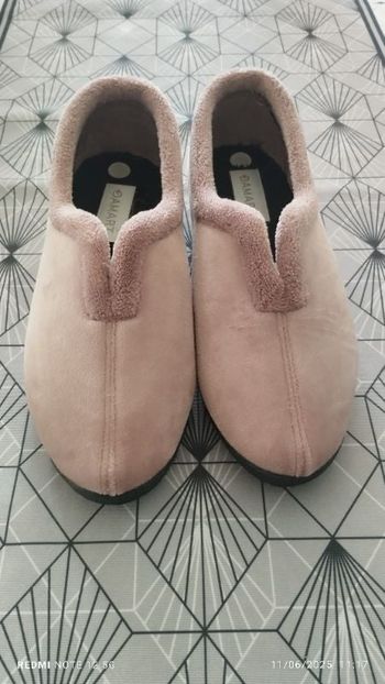 Chaussons velours Damart